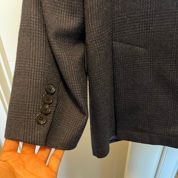 John Varvatos sports coat sz. 38R - Picture 6 of 9